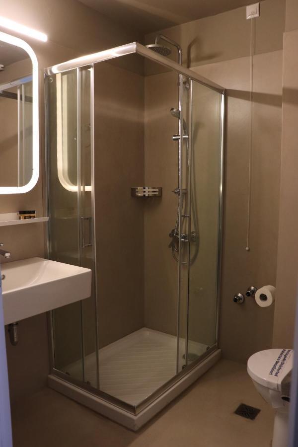 Hara Hotel Халкида Экстерьер фото